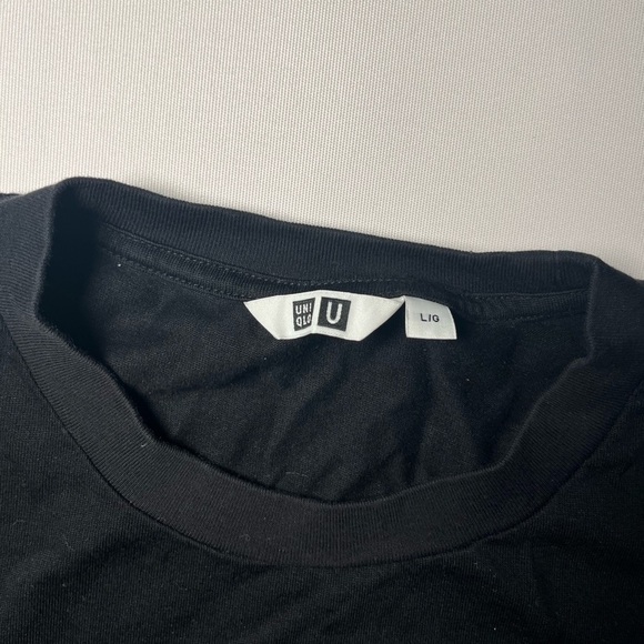 BLACK BOXY MENS UNIQLO T SHIRT - Picture 2 of 4